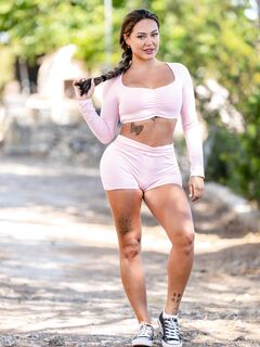 Kylie Jones - Lets Doe It