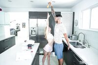 Demi Hawks - Tiny Sis