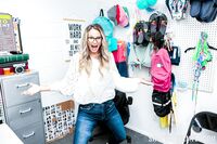 Mandy Rhea - Shoplyfter Mylf