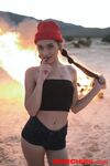 Sera Ryder - Sidechick