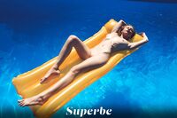 Annie Lysenko - Superbe