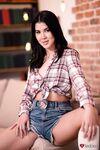 Lady Dee, Ale Danger - Lesbea
