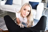 Emma Hix - She Loves Black