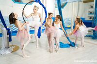 Aurora Heat , Margo von Teese , Alexis Wilson , Sofia Sey , Luna Ray , Sara Heat - Club Sweethearts