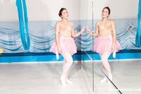 Sara Heat - Club Sweethearts