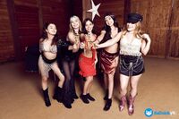 Lilly Bell, Kylie Rocket, Anna Claire Clouds, Aria Valencia, Leana Lovings - BaDoink VR