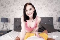 Emma Evans - 18 VR
