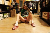 Alli Chandler - Social Butterflies (Zishy)