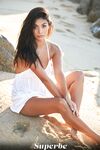 Carolina Reyes - Superbe