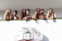 Marta Villaloros , Luna Black X , Valeria Fuentes , Onana Petite , Melania Dark , Eme Jota - Summer Sinners