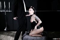 Lexi Dona - Dark Room VR