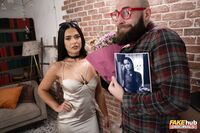 Nuria Millan - FakeHub