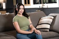 Serene Siren, Chloe Surreal, Demi Hawks - Mommy's Girl