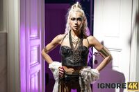 Veronica Leal  - Ignore 4K