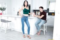 Brooke Barclays - Moms Family Secrets