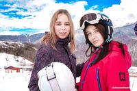 Alice Flore , Erika Mori - Club Sweethearts