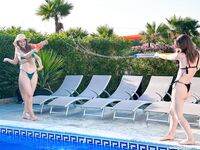 Ruby Shades , Kate Quinn , Sofi Noir , Dee Vine - Arousins