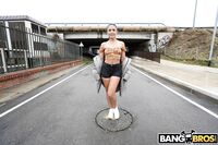 Nuria Millan - Public Bang