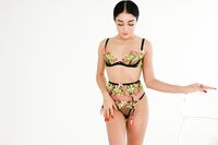Ara Mix - Watch 4 Beauty