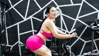 Suki Sin - Milf Body