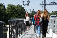 Luba Cherisova on Red Wednesday (Zishy)