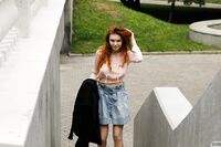 Kari Pitinova - Arm Wrestles Wife (Zishy)