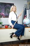 Katie Morgan, Aubree Valentine - Sis Loves Me