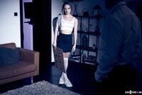 Alice Zaffyre - Dark Room VR