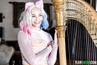 Freya von Doom, Claire Roos - Dyked