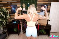 Taylor Wild - VR hush