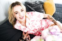 Ashlyn Angel - Dad Crush