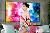 Bianca Bangs, Delilah Dagger - Step Siblings