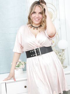 Siobhan Graves - Layered Nylons