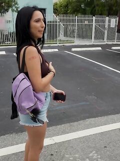 Kiana Kumani - Bangbus