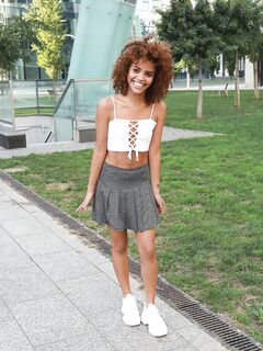 Selva Lapiedra - Public Bang