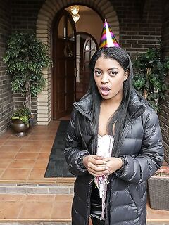 Sofi Vega - Fuck Pass VR