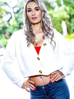 Mandy Rhea - Mylf Labs