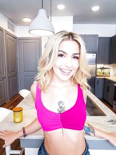 Chanel Camryn - This Girl Sucks