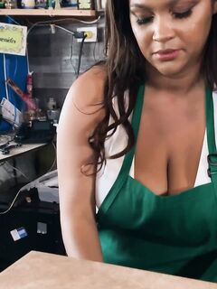 Ashlyn Peaks - Baby Got Boobs