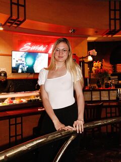 Amber Moore - Sushi Nights (Zishy)