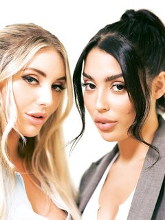 Vanessa Sky, Kayley Gunner - Girls way