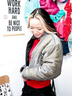 Asia Lee - Shoplyfter