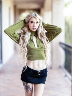 Kenzie Reeves, Bunny Madison - Mothers and Stepdaughters