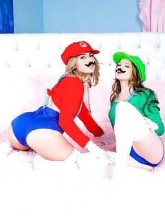 Chanel Camryn , Mazy Myers - Sis Swap