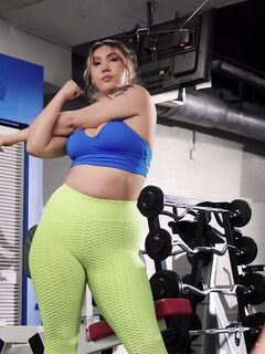 Tomie Tang - Sneaky Sex