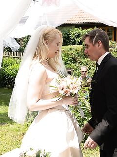 Vera Jarw - Bride 4K