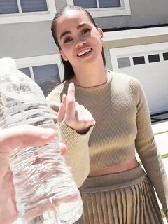 Angelina Moon - I Know That Girl