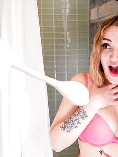 Nina Rox - Nice and Slutty