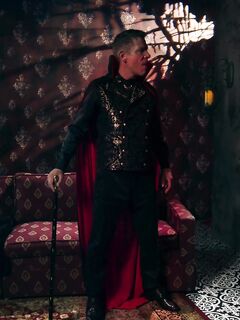 Alexis Tae, Queenie Sateen - Juicy Silver