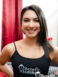 Lena Coxx, Mia Split - Benefit Monkey